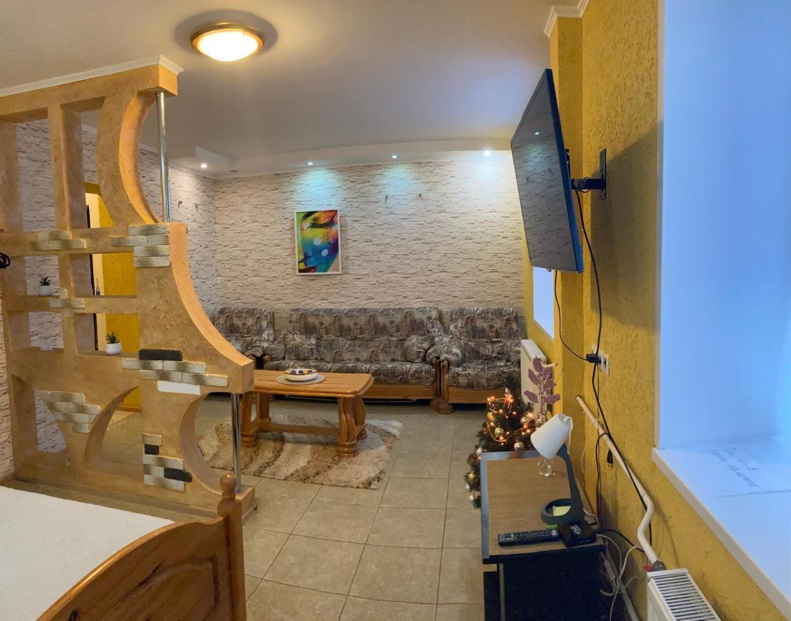 Apartment In The Center Grodno Ngoại thất bức ảnh